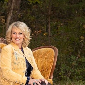 Meet your Posher, Melva